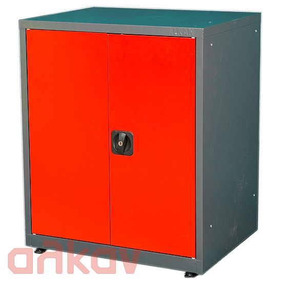 Cabinet with double doors Cabinet with double doors